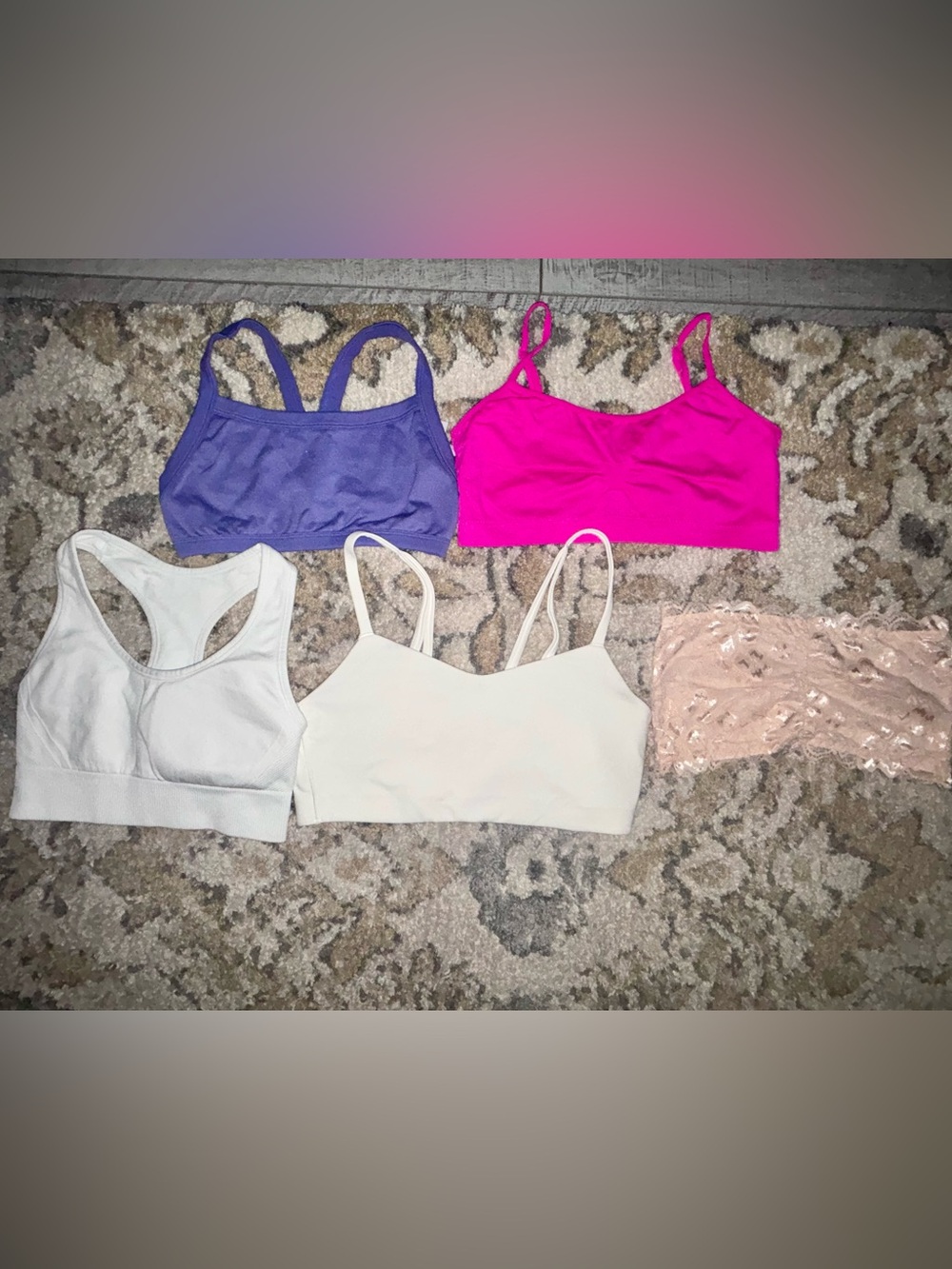 Lot Of 5 Sports/Leisure Bras/Bralette Wireless Medium, Purple White Pink Beige.